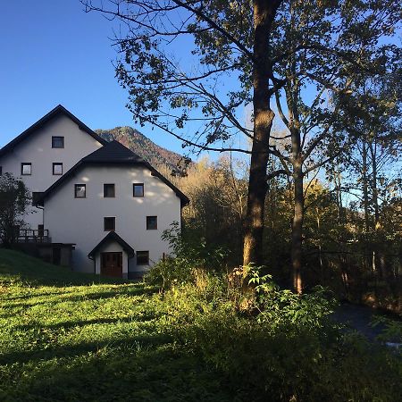 Youth Hostel Nika Краньска Гора Экстерьер фото