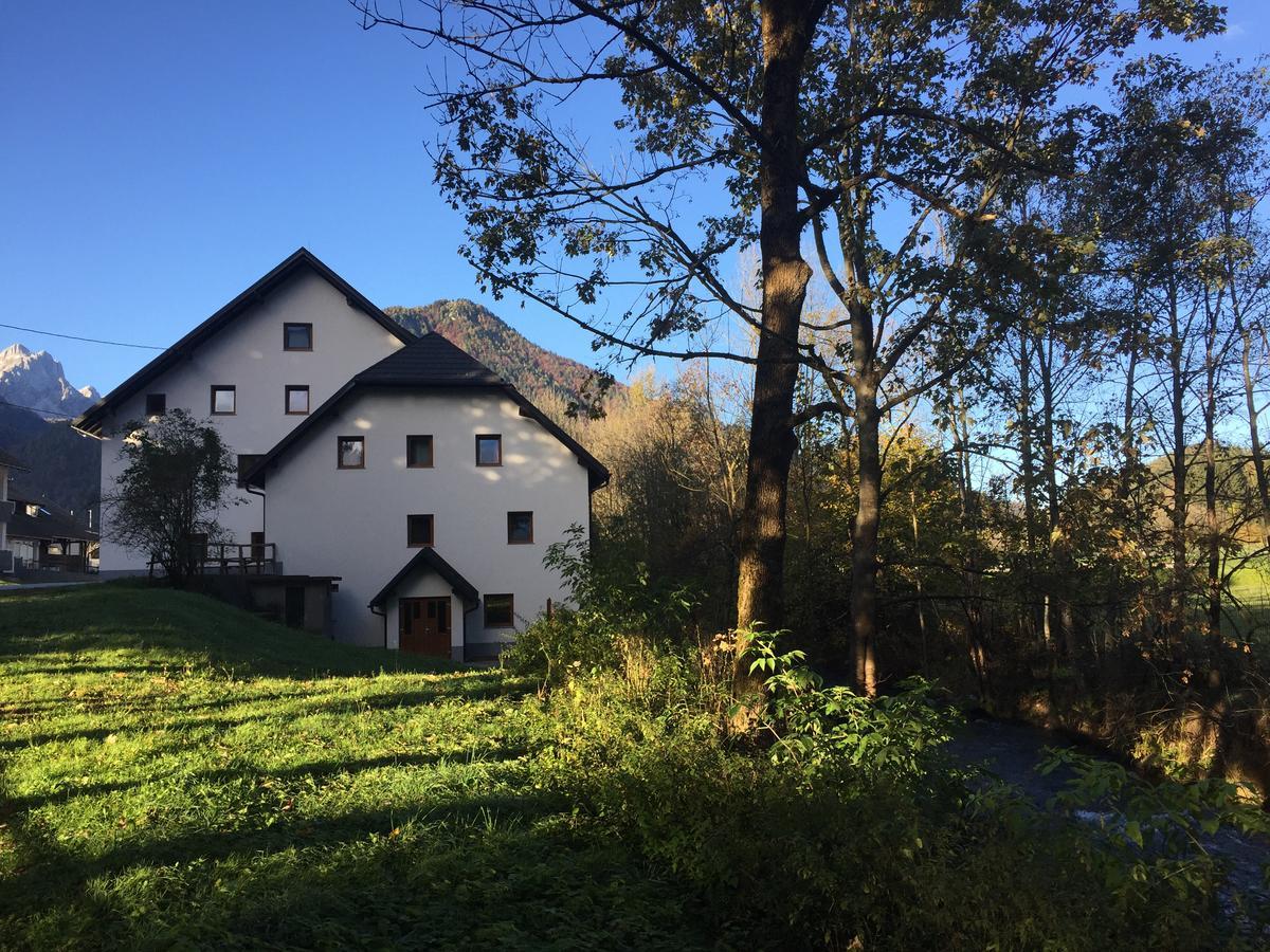 Youth Hostel Nika Краньска Гора Экстерьер фото